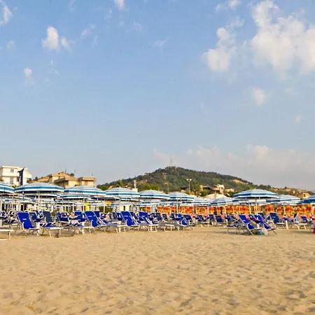 Sapore Di Mare A 50 Mt Dalla * Grottammare